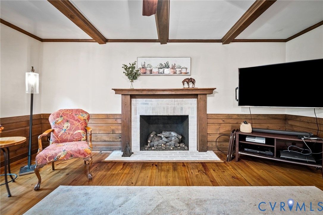 4428 Old Fox Trl