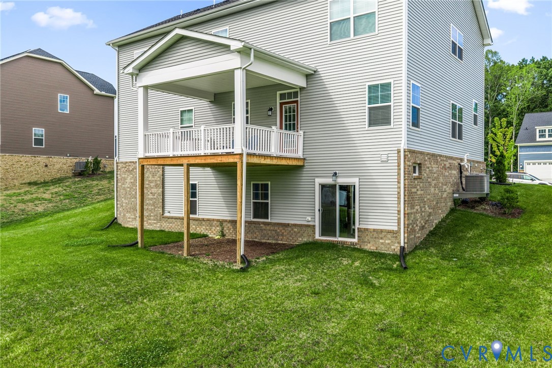 15430 Greenhart Dr