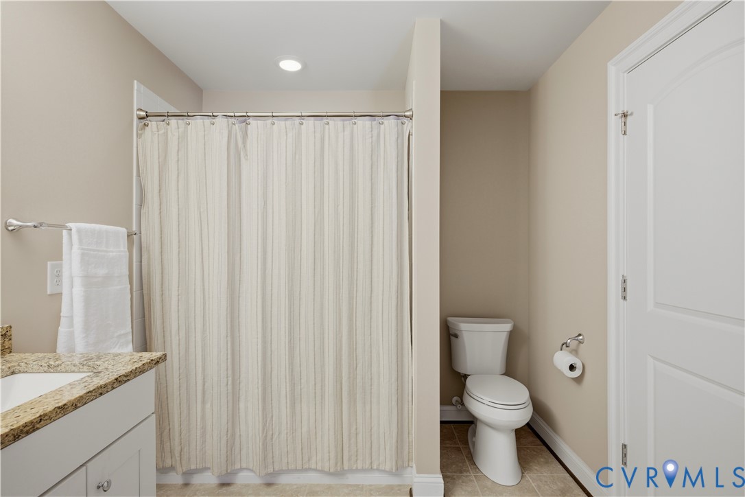 1490 Camberley Dr