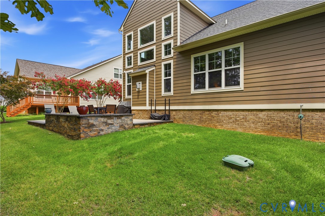 1490 Camberley Dr