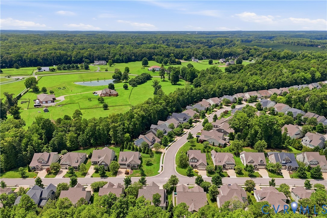 1490 Camberley Dr