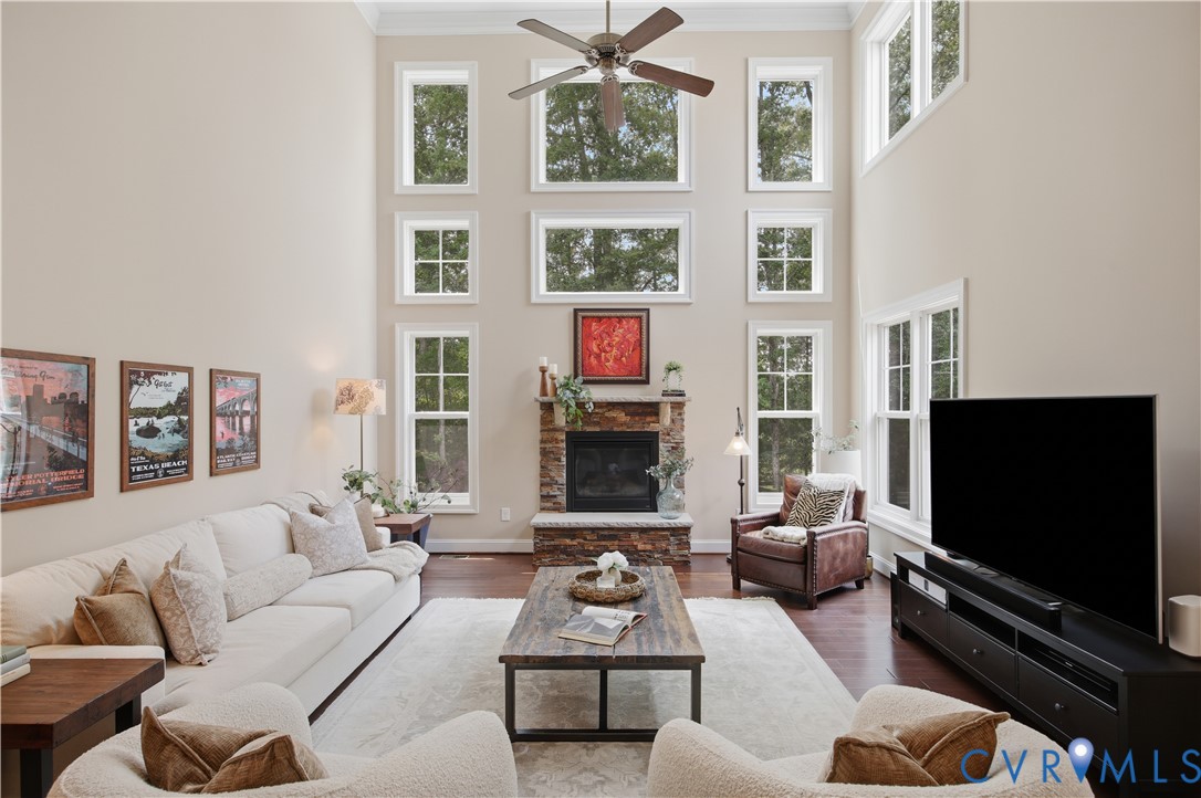 1490 Camberley Dr