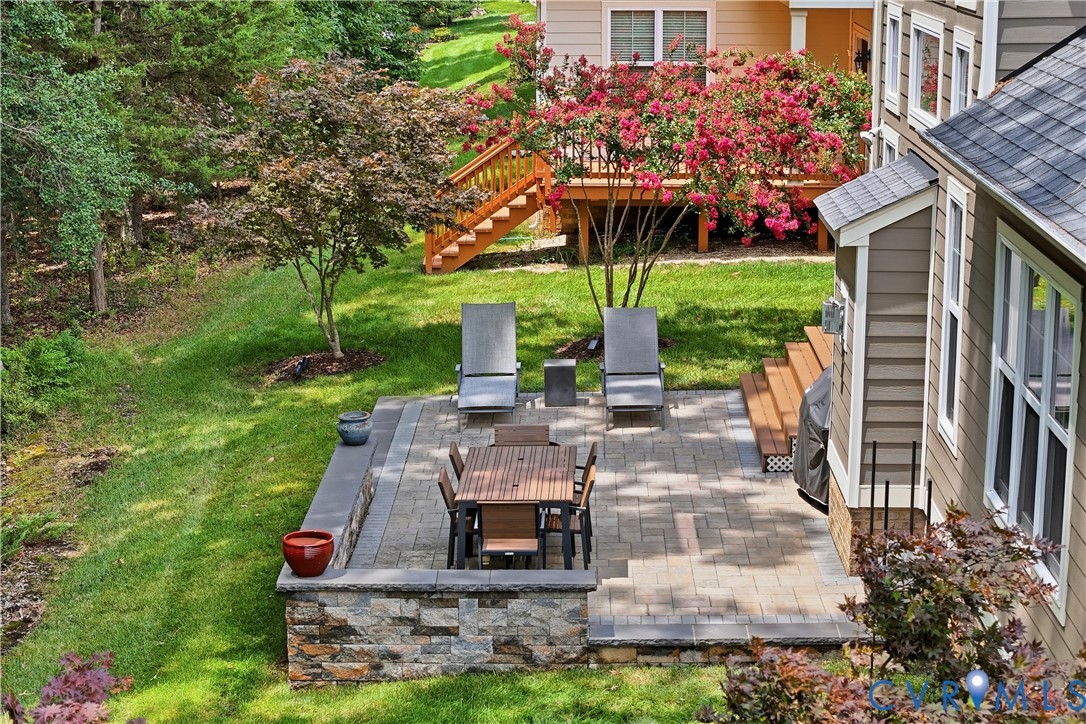1490 Camberley Dr