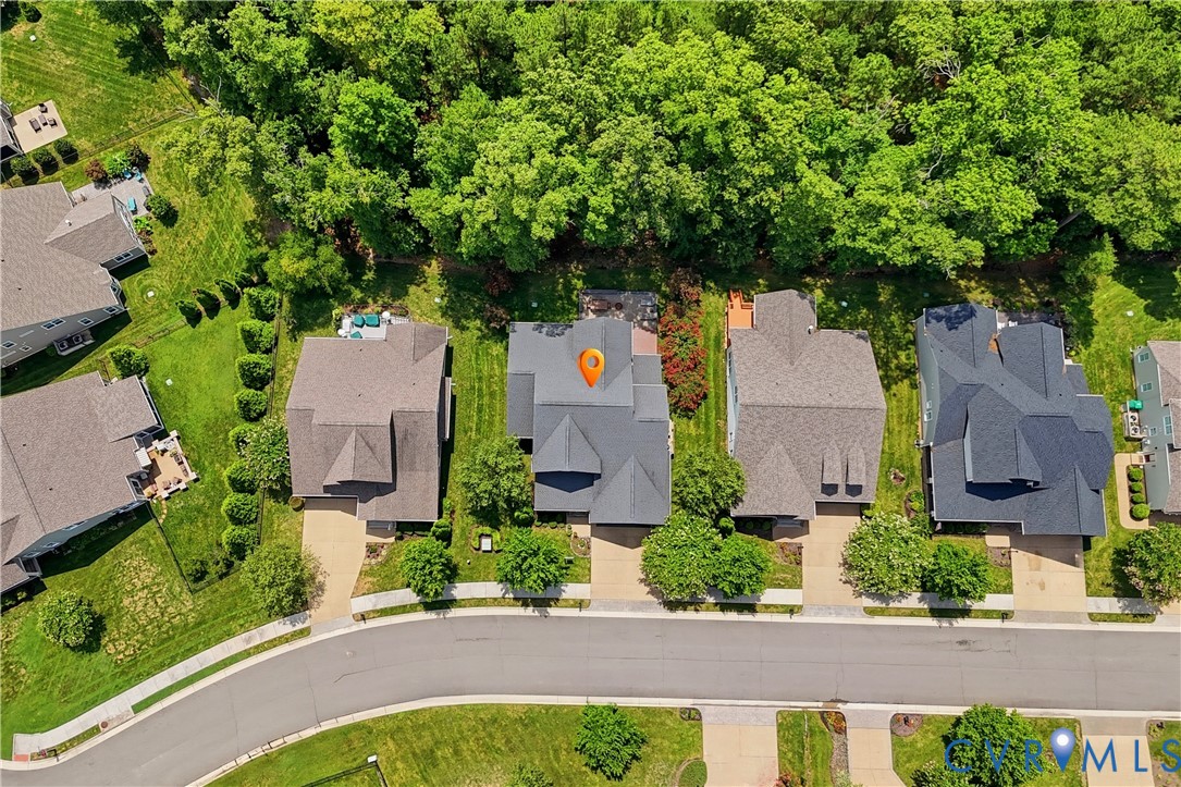 1490 Camberley Dr