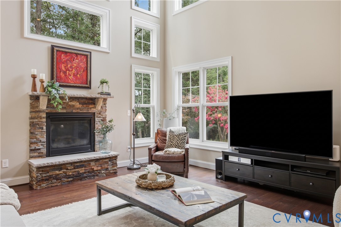 1490 Camberley Dr