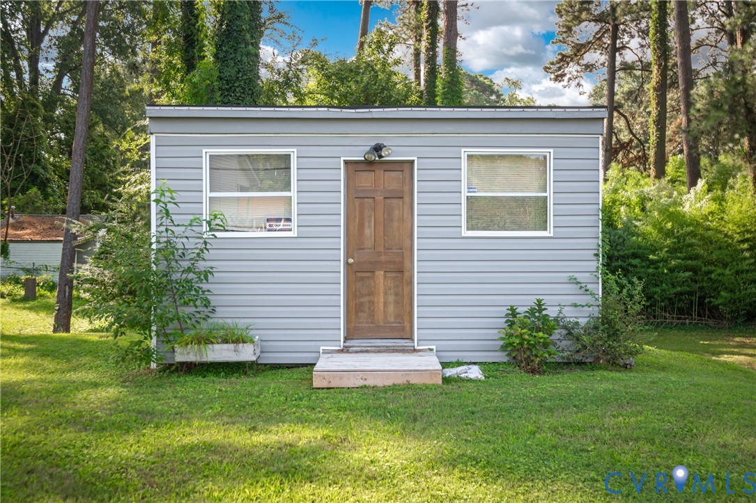 305 Bradsher Ave