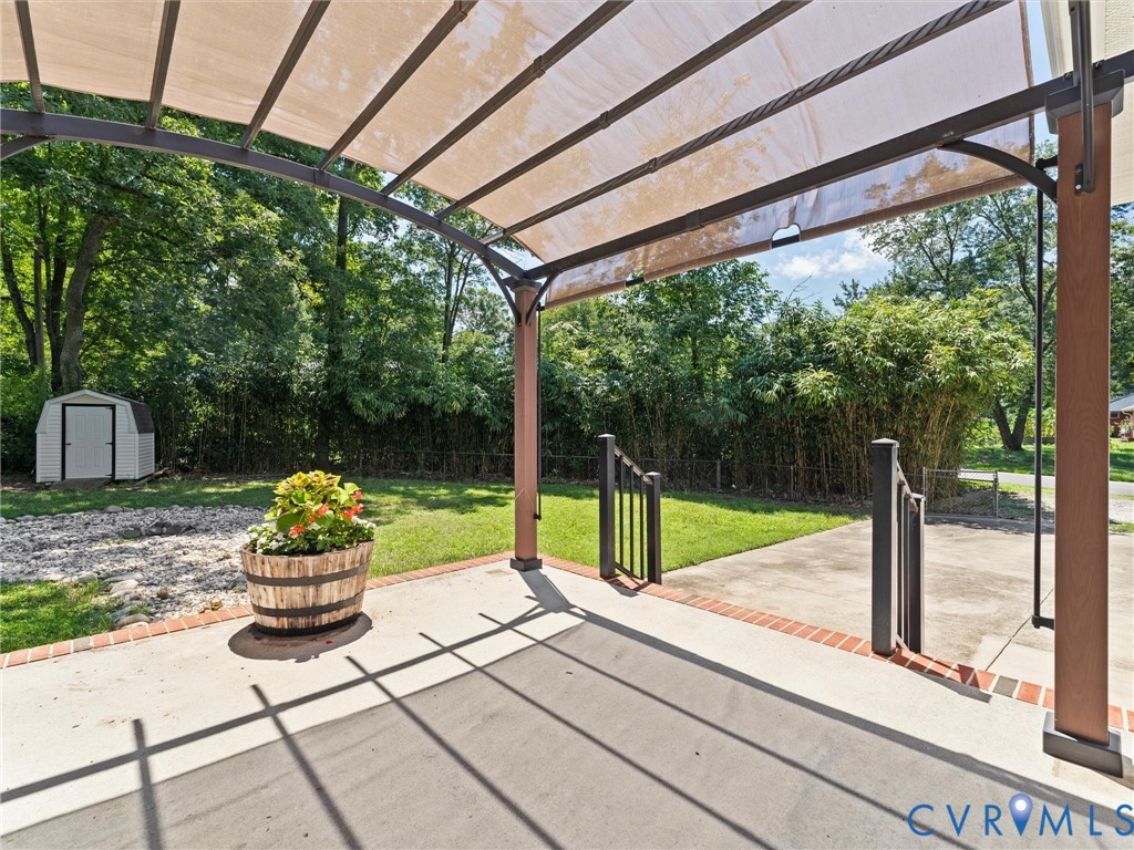 2107 Cool Brook Dr