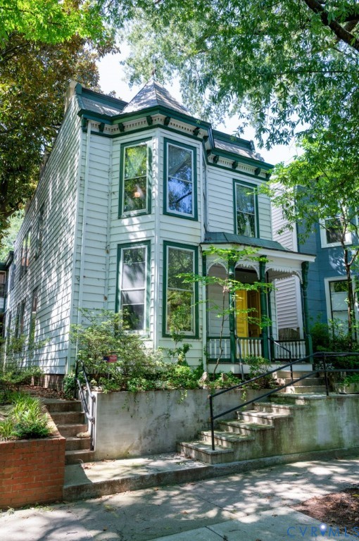 1917 Floyd Ave