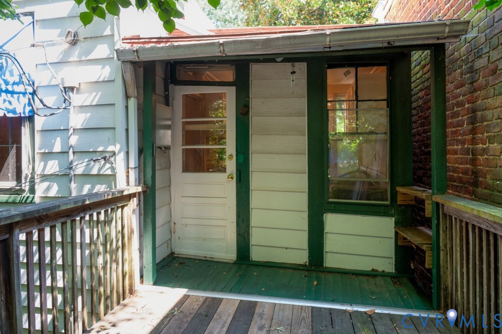 1917 Floyd Ave