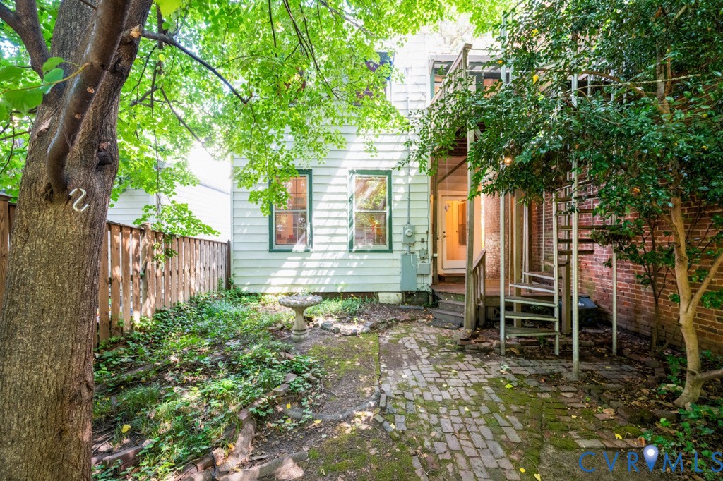 1917 Floyd Ave