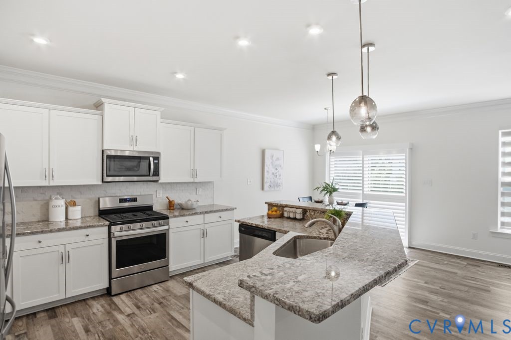 15301 Spiral Pl
