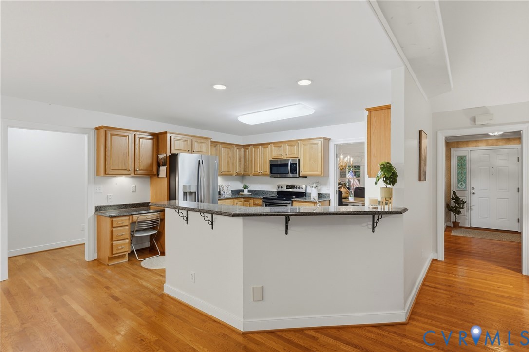 422 Elm Creek Dr