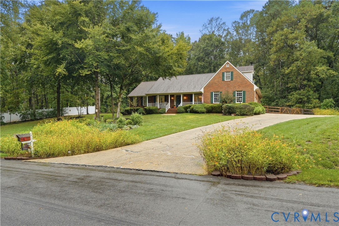 422 Elm Creek Dr