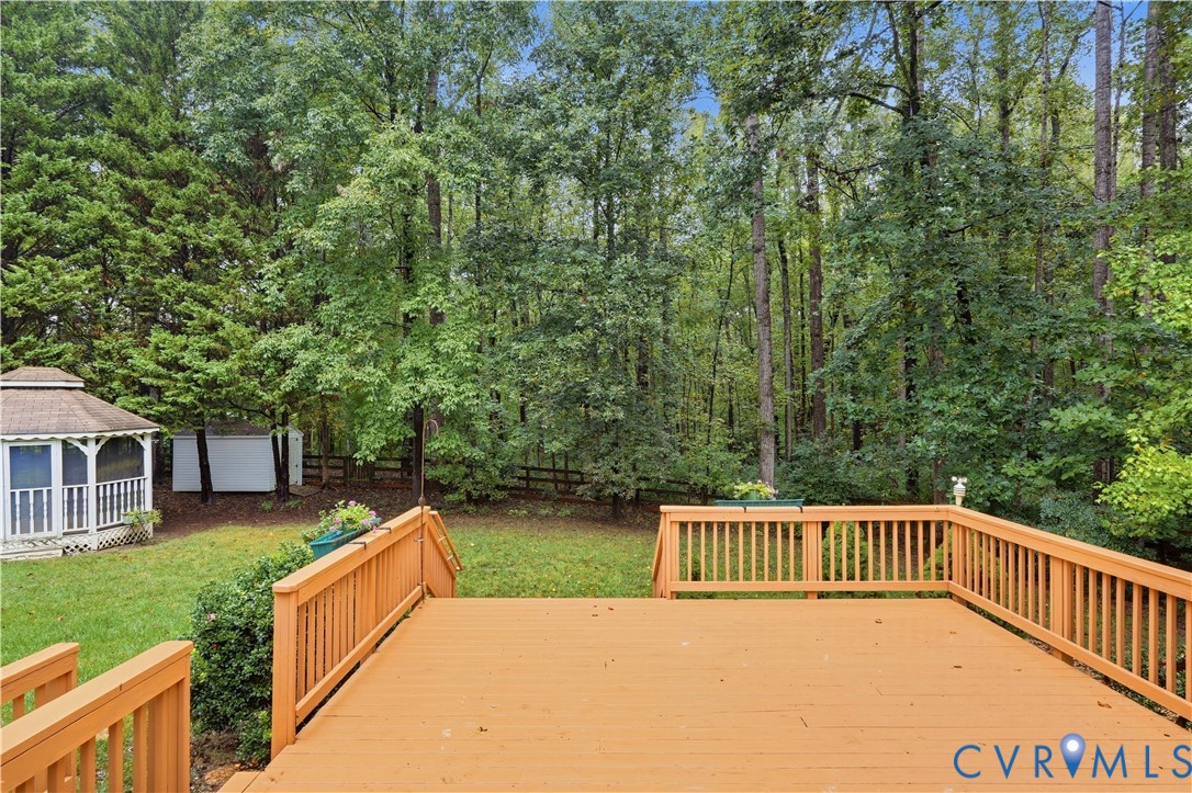 422 Elm Creek Dr