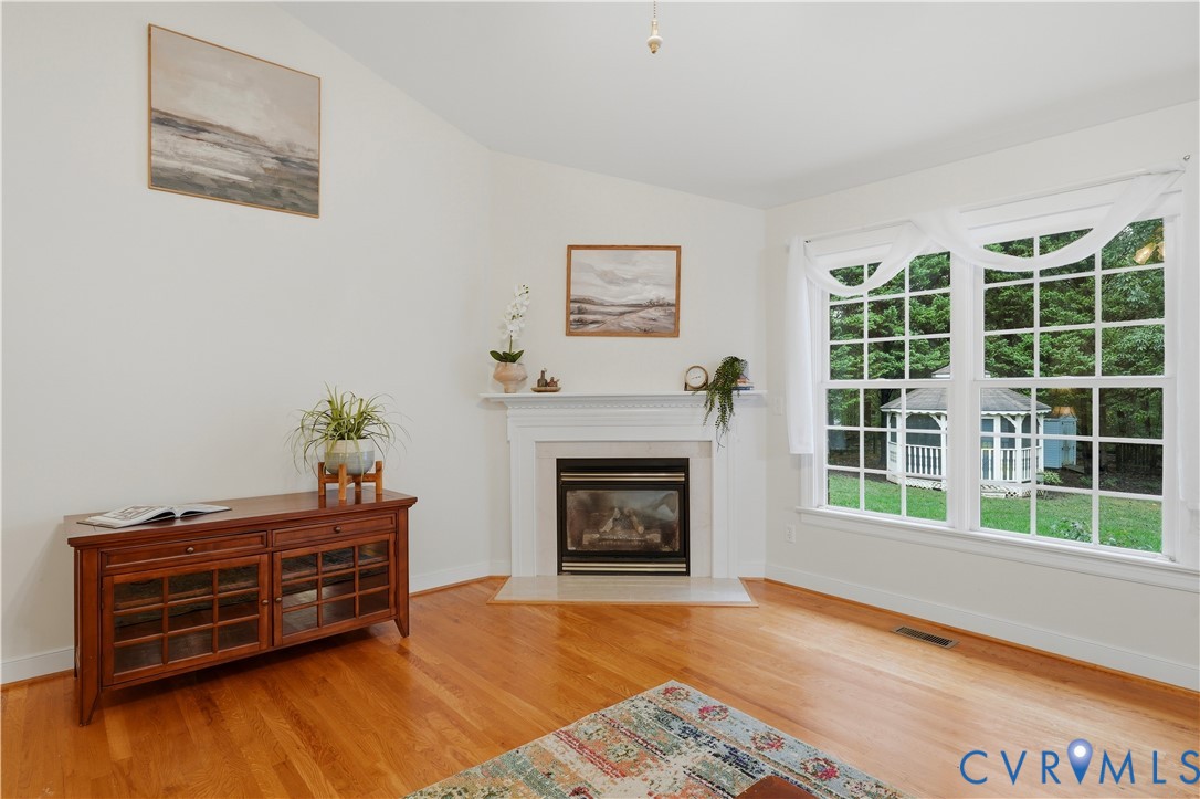 422 Elm Creek Dr