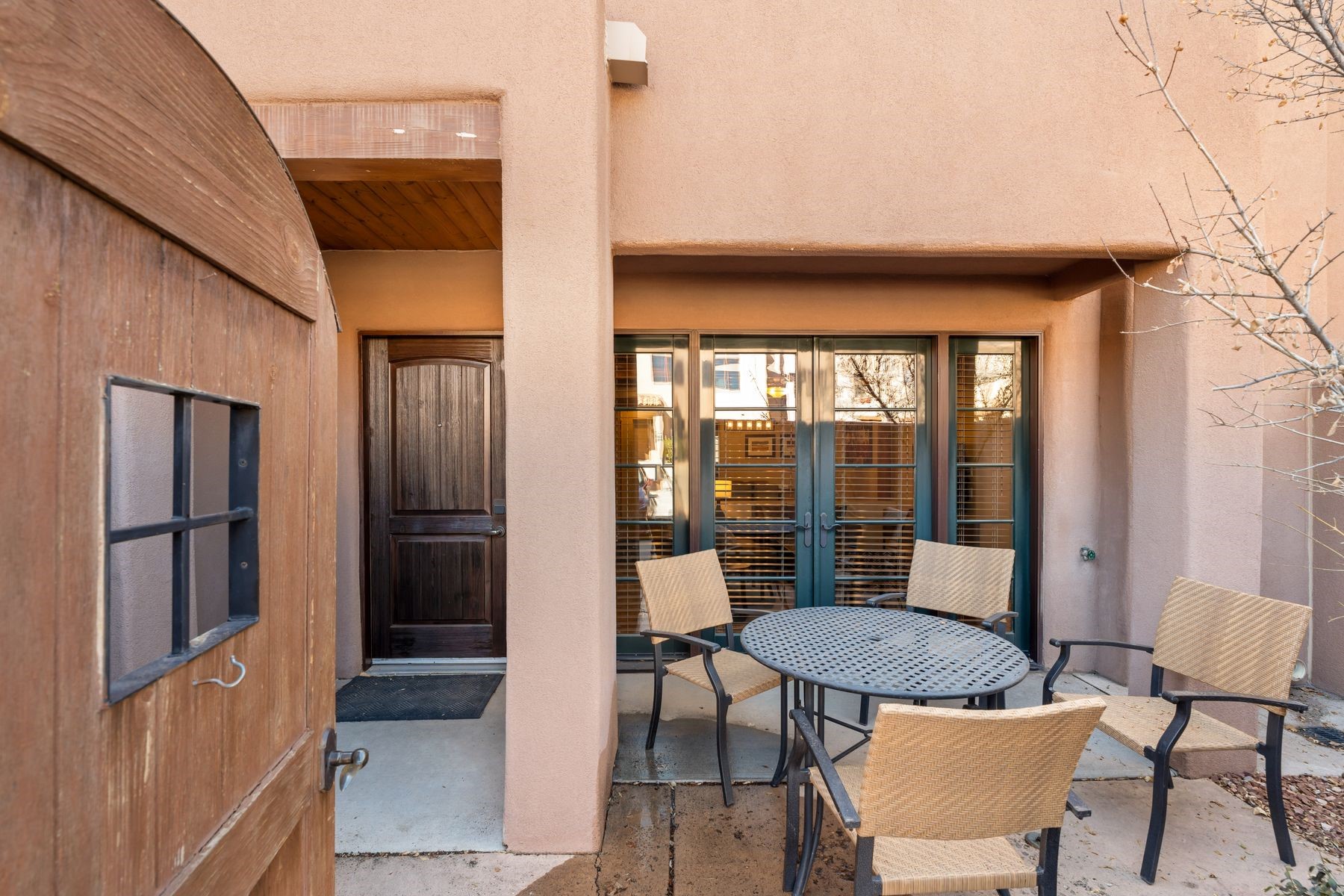 103 Catron Street 60B