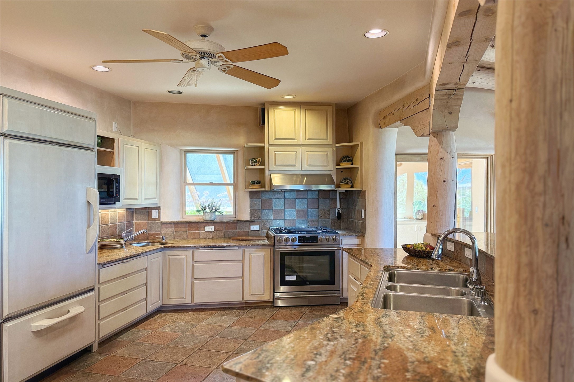 409 Kachina Court