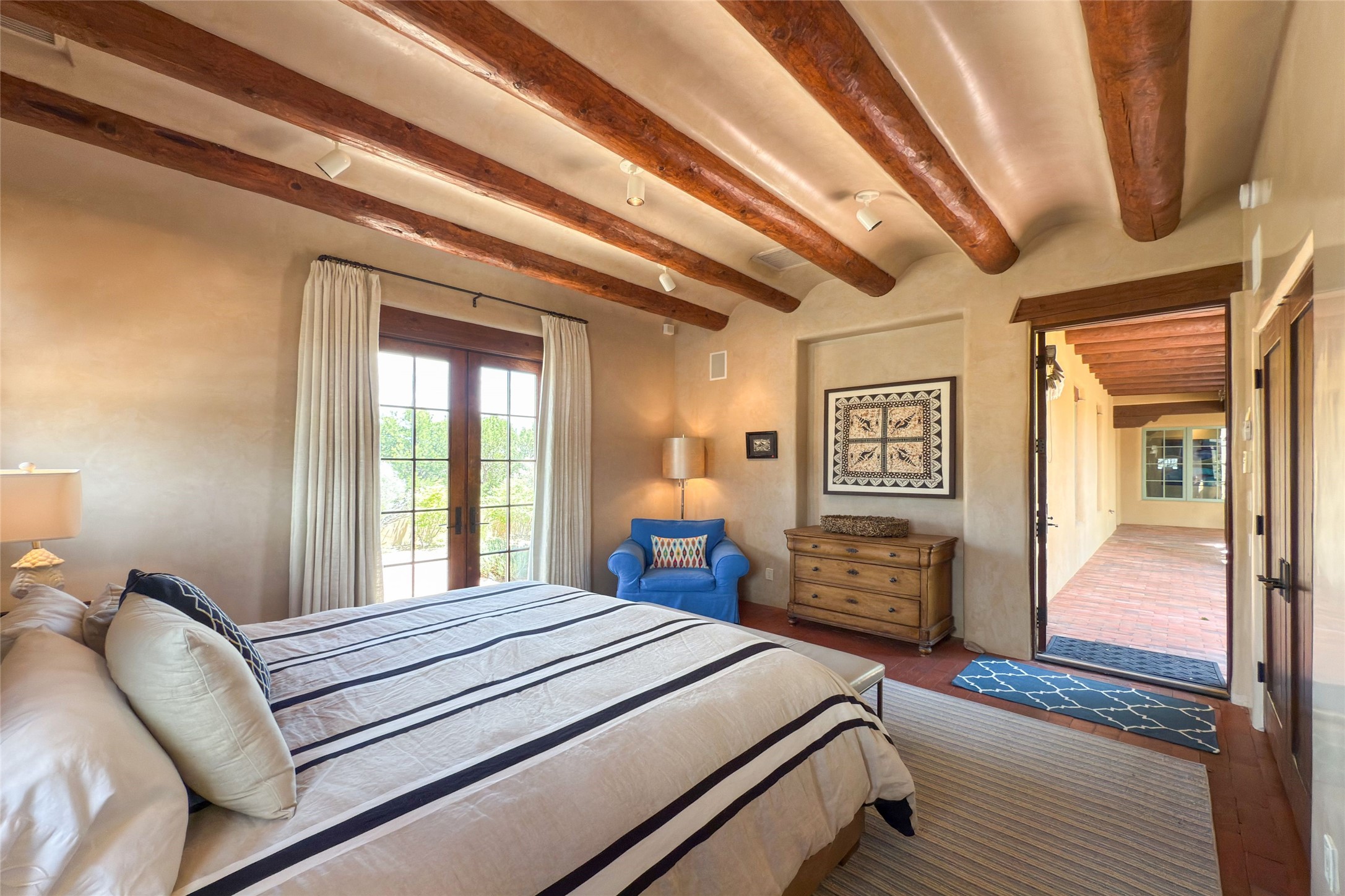 6 Silver Mesa Court