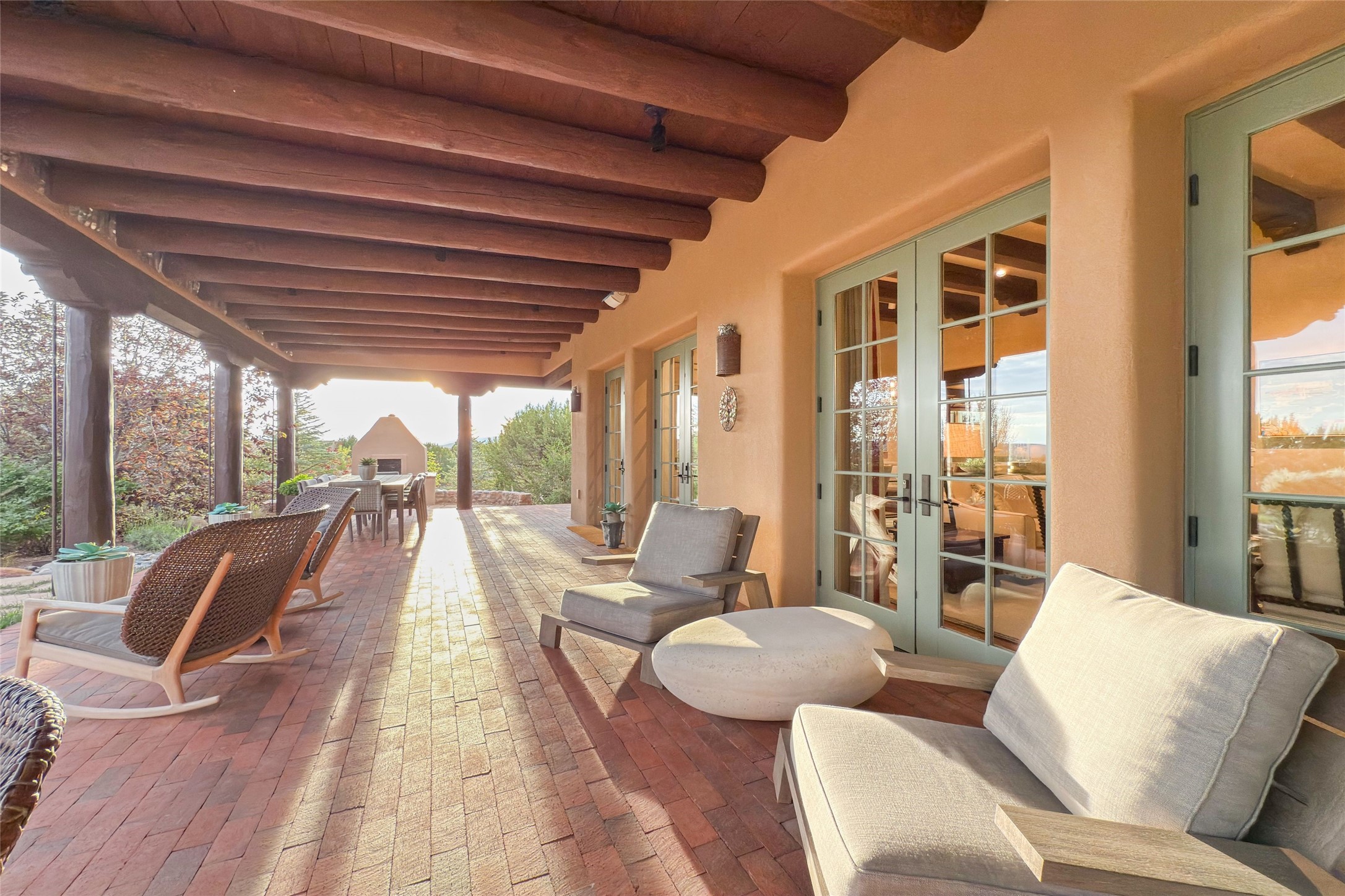 6 Silver Mesa Court