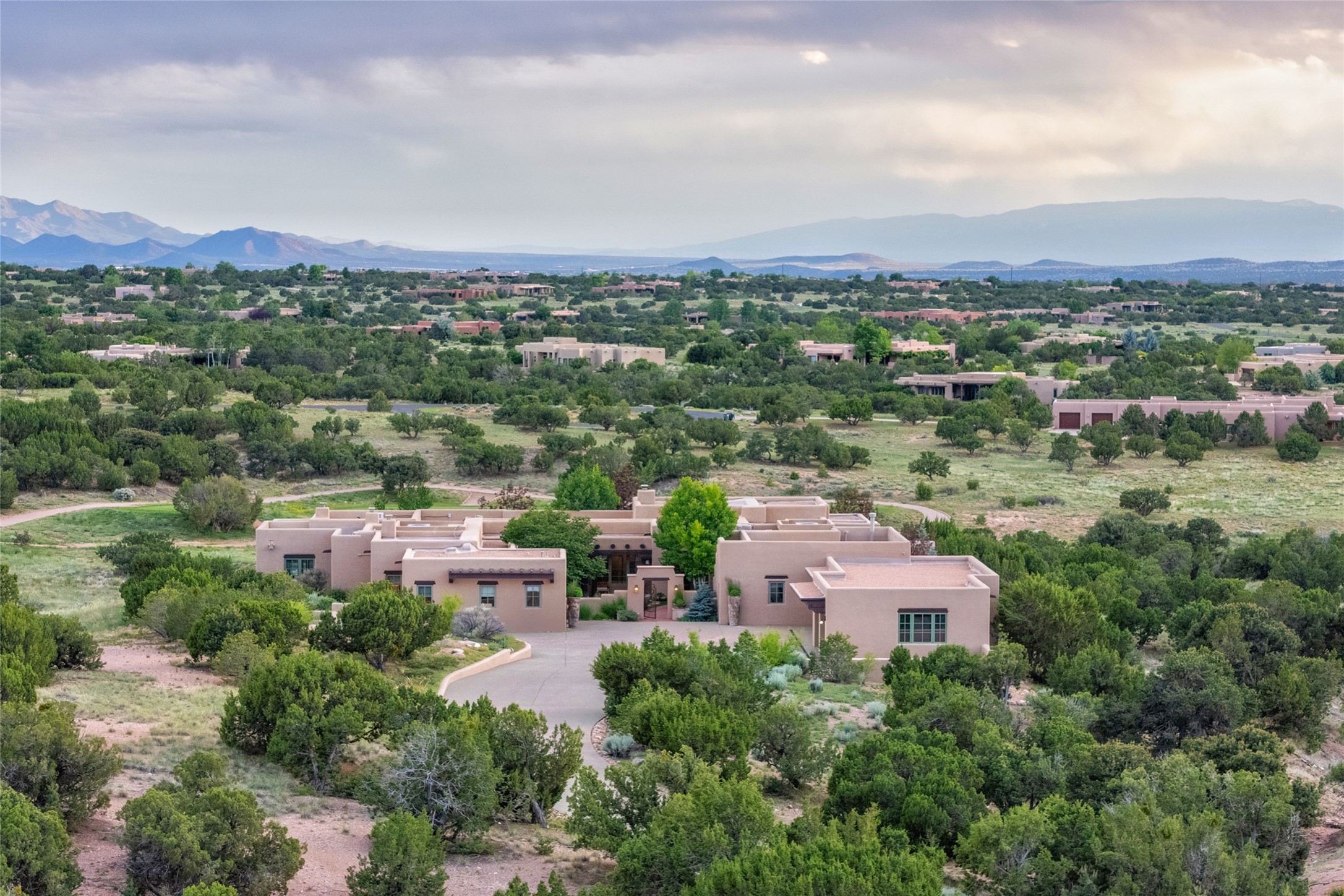 6 Silver Mesa Court