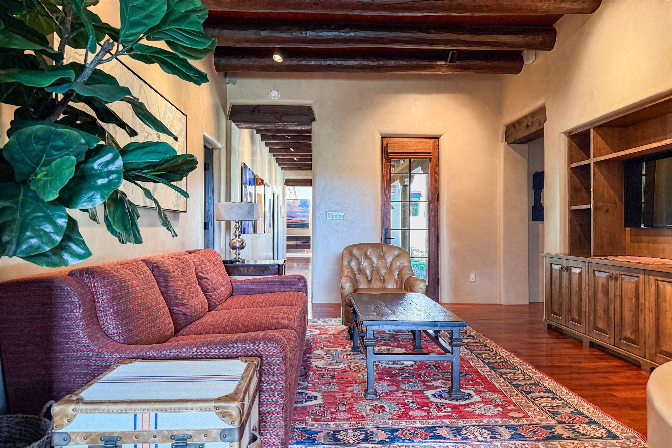 6 Silver Mesa Court