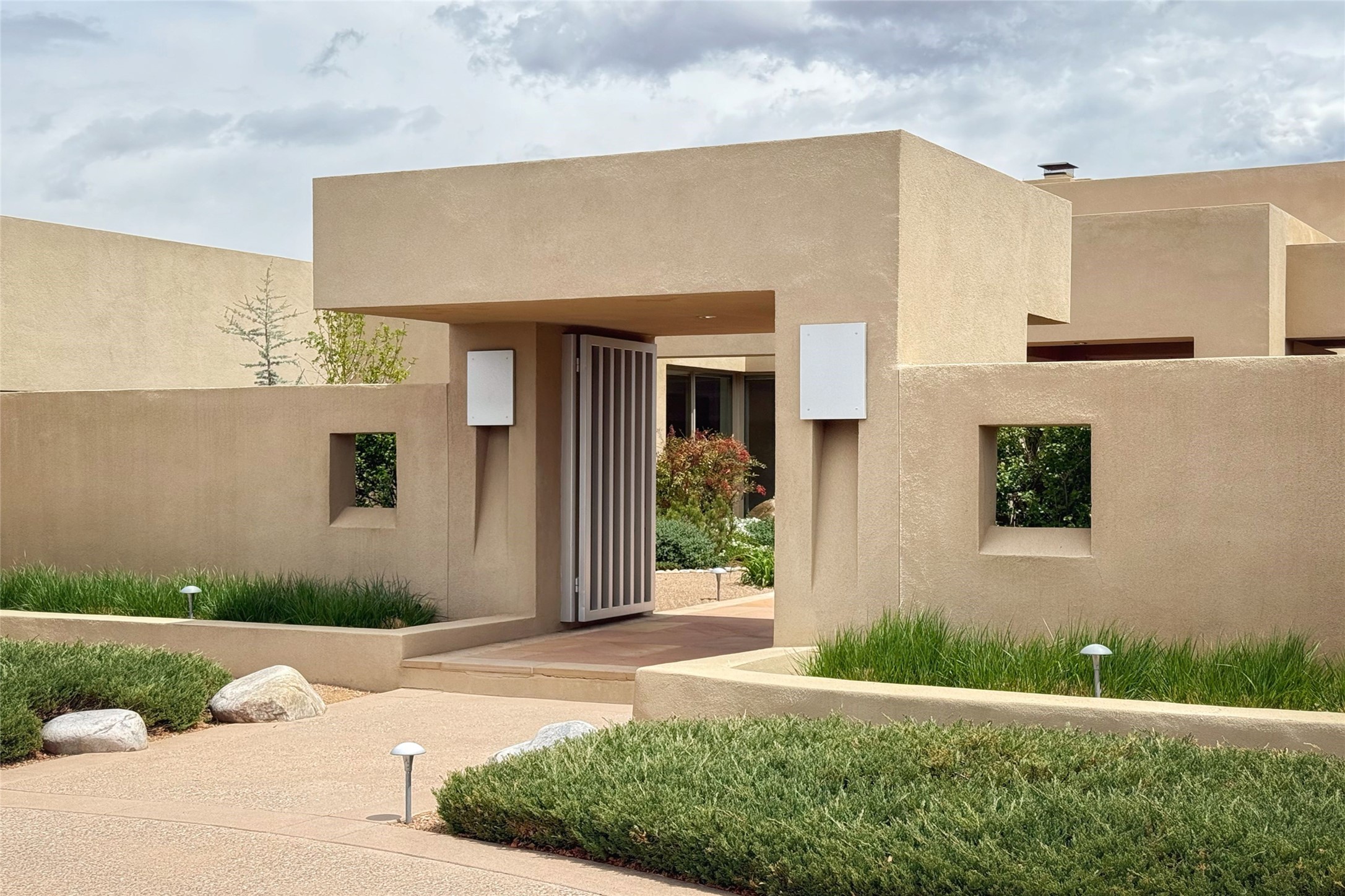 6 Estates Drive