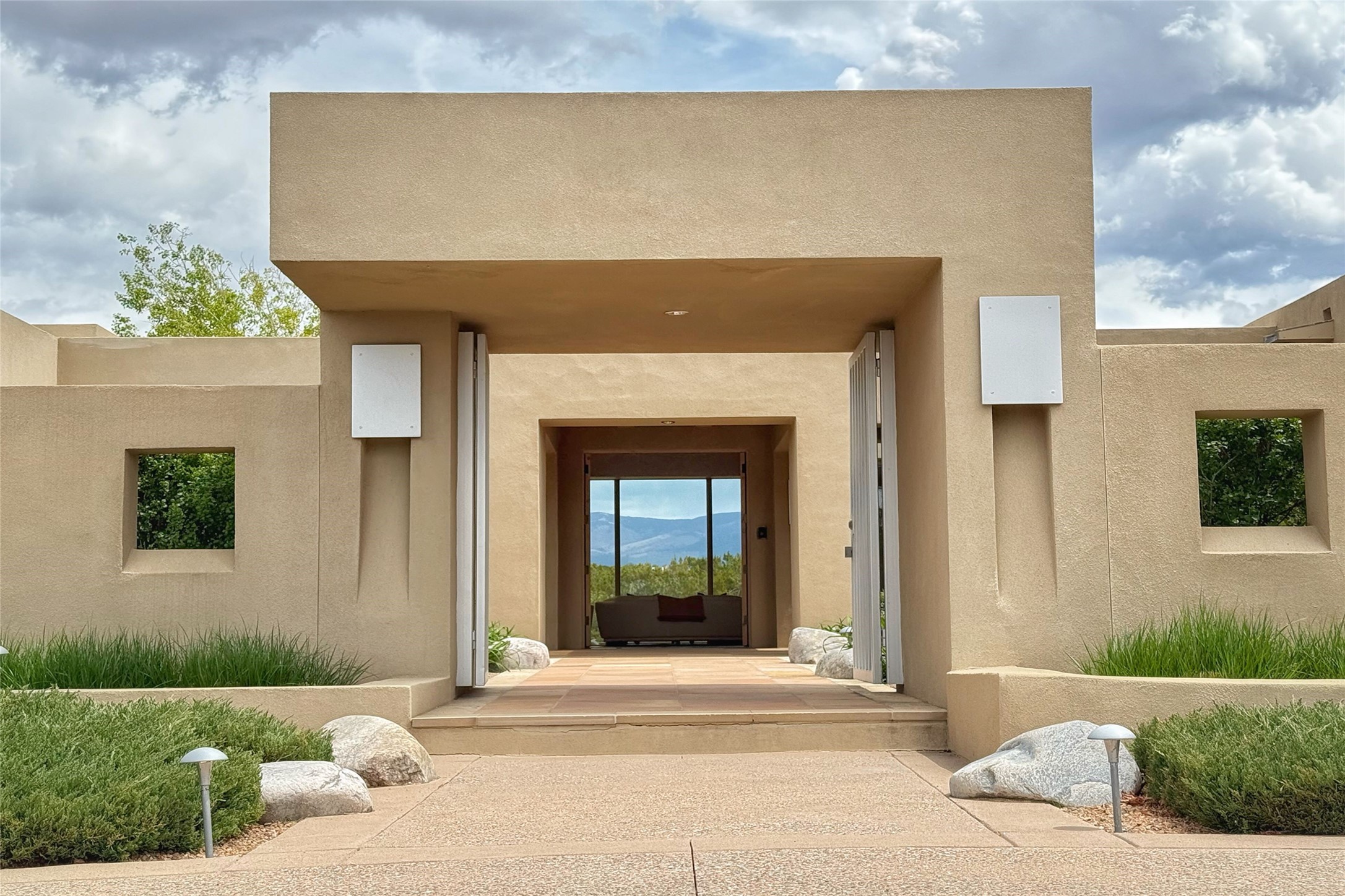 6 Estates Drive