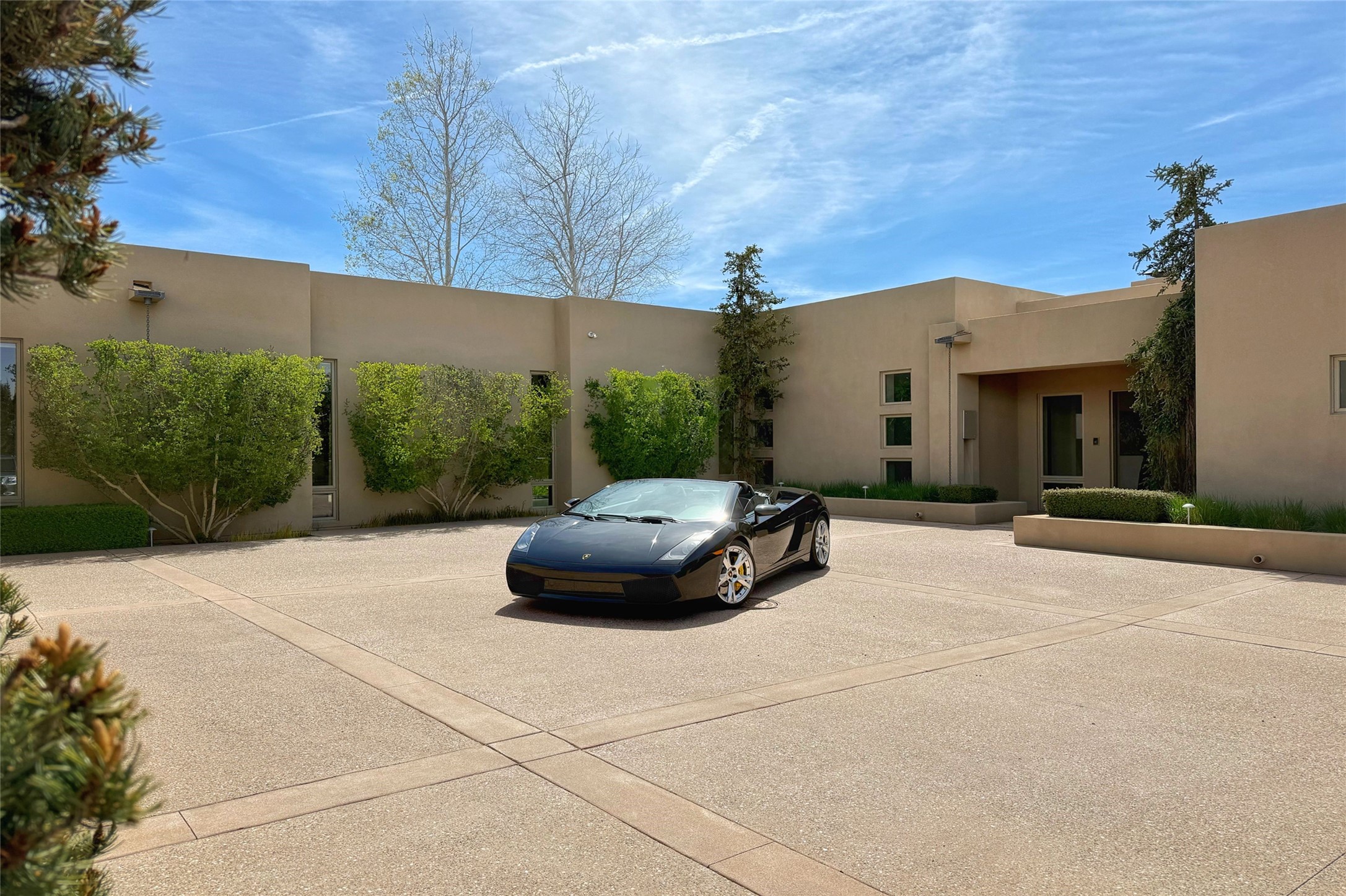 6 Estates Drive