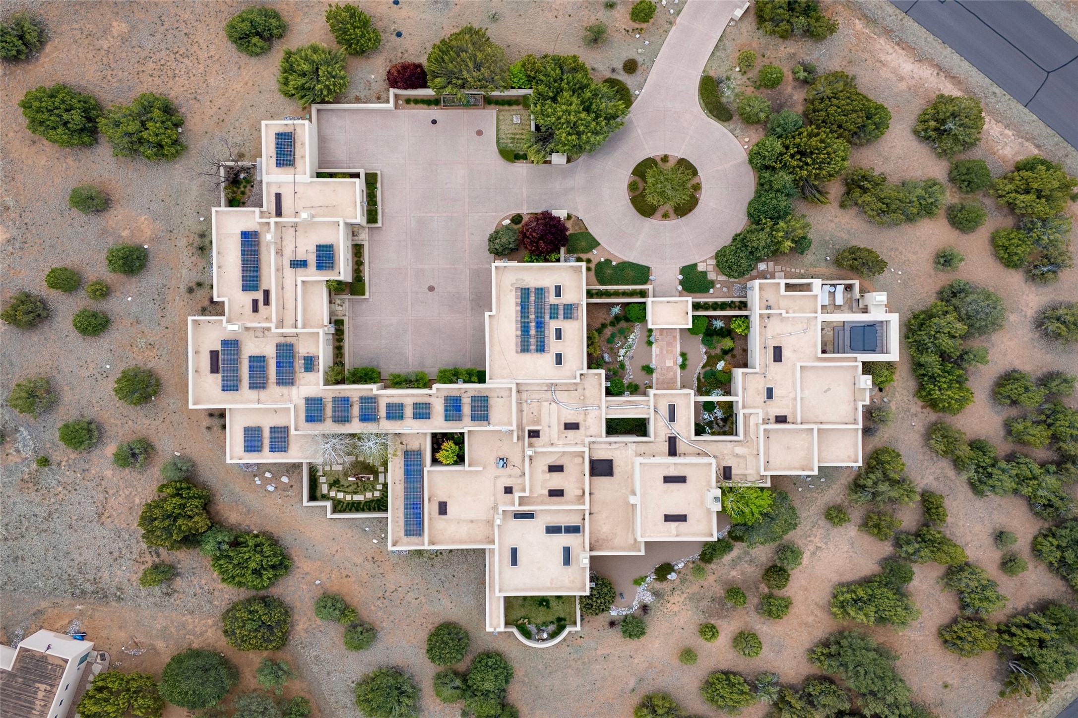 6 Estates Drive