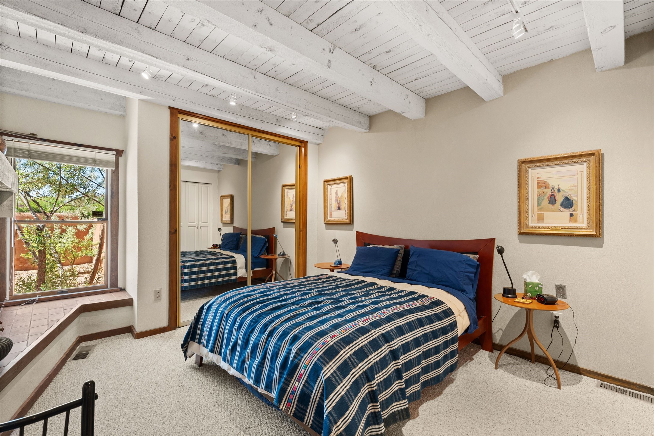 409 E Coronado 2