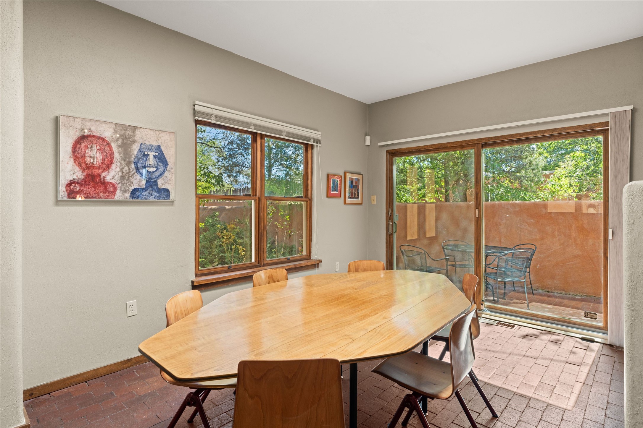 409 E Coronado 2