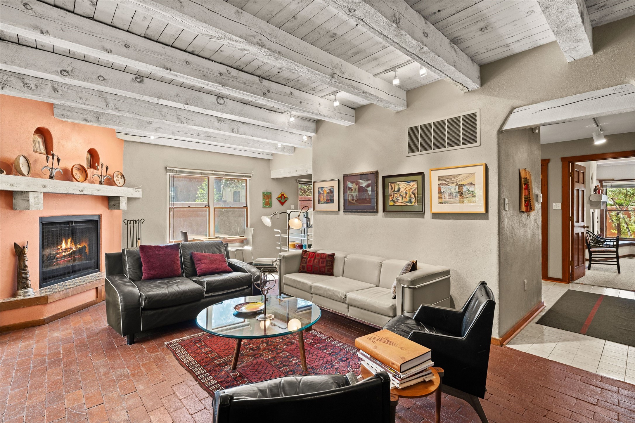 409 E Coronado 2