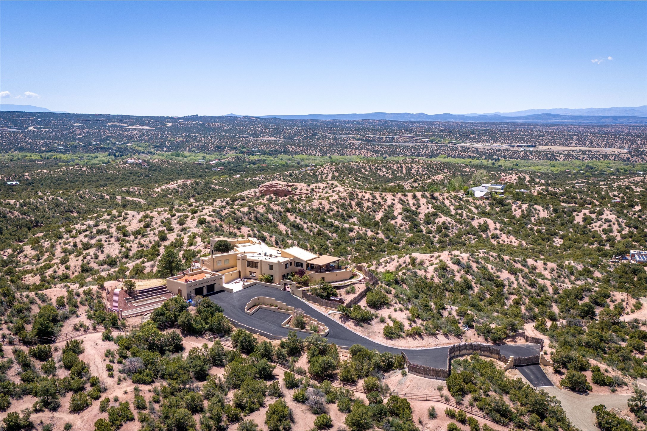 40B Camino De Milagro