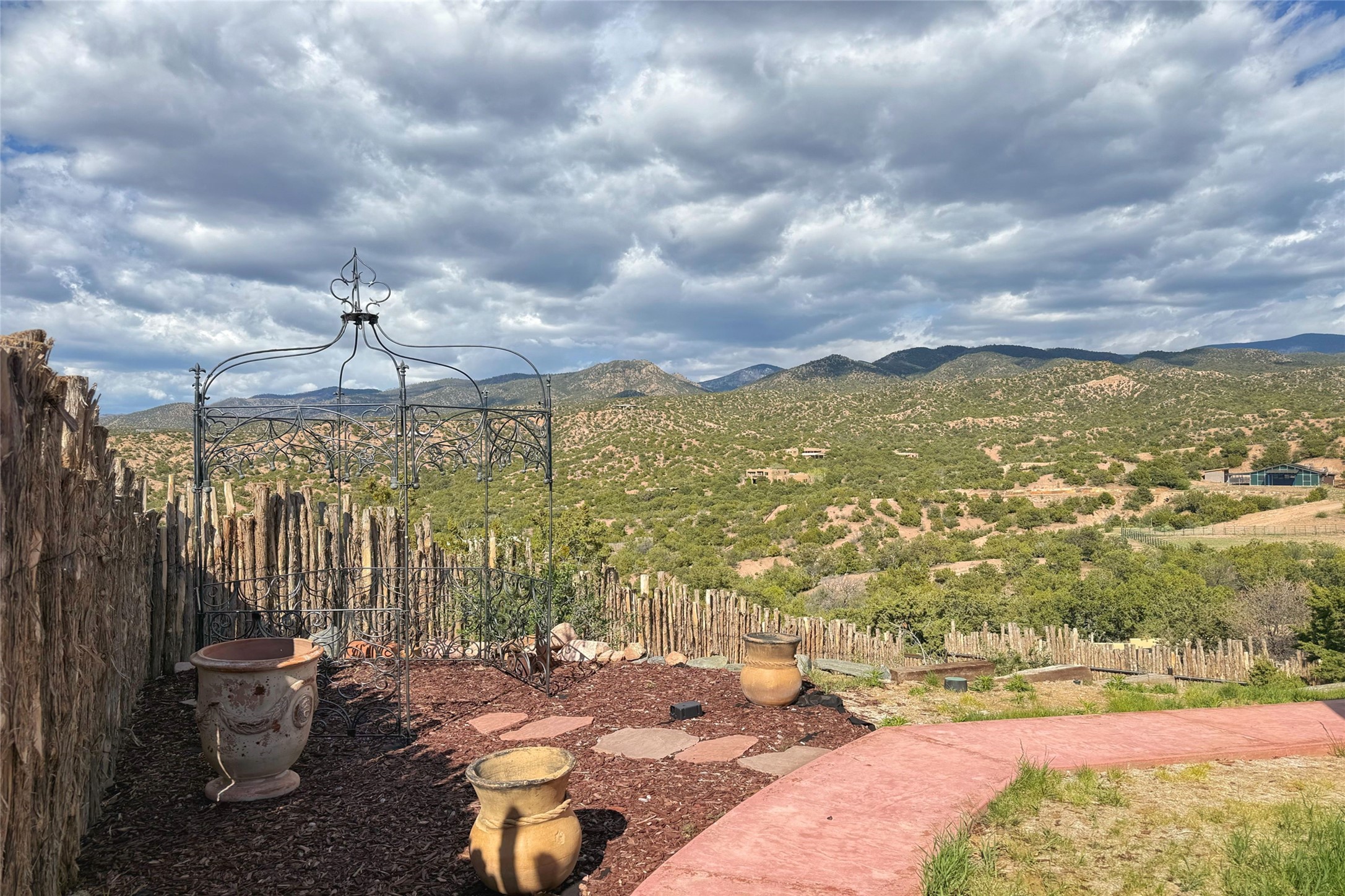 40B Camino De Milagro