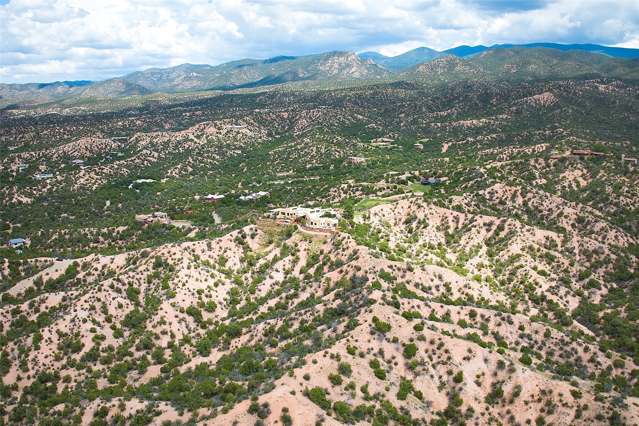 40B Camino De Milagro