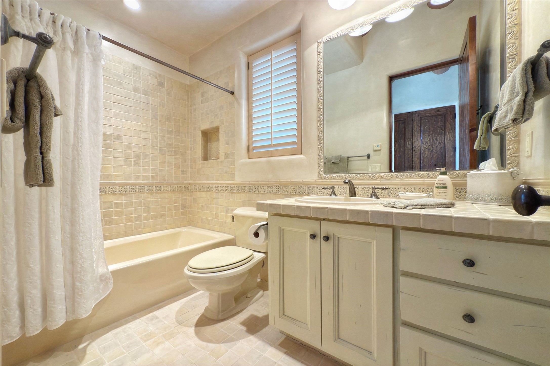 11 E Golden Eagle Road