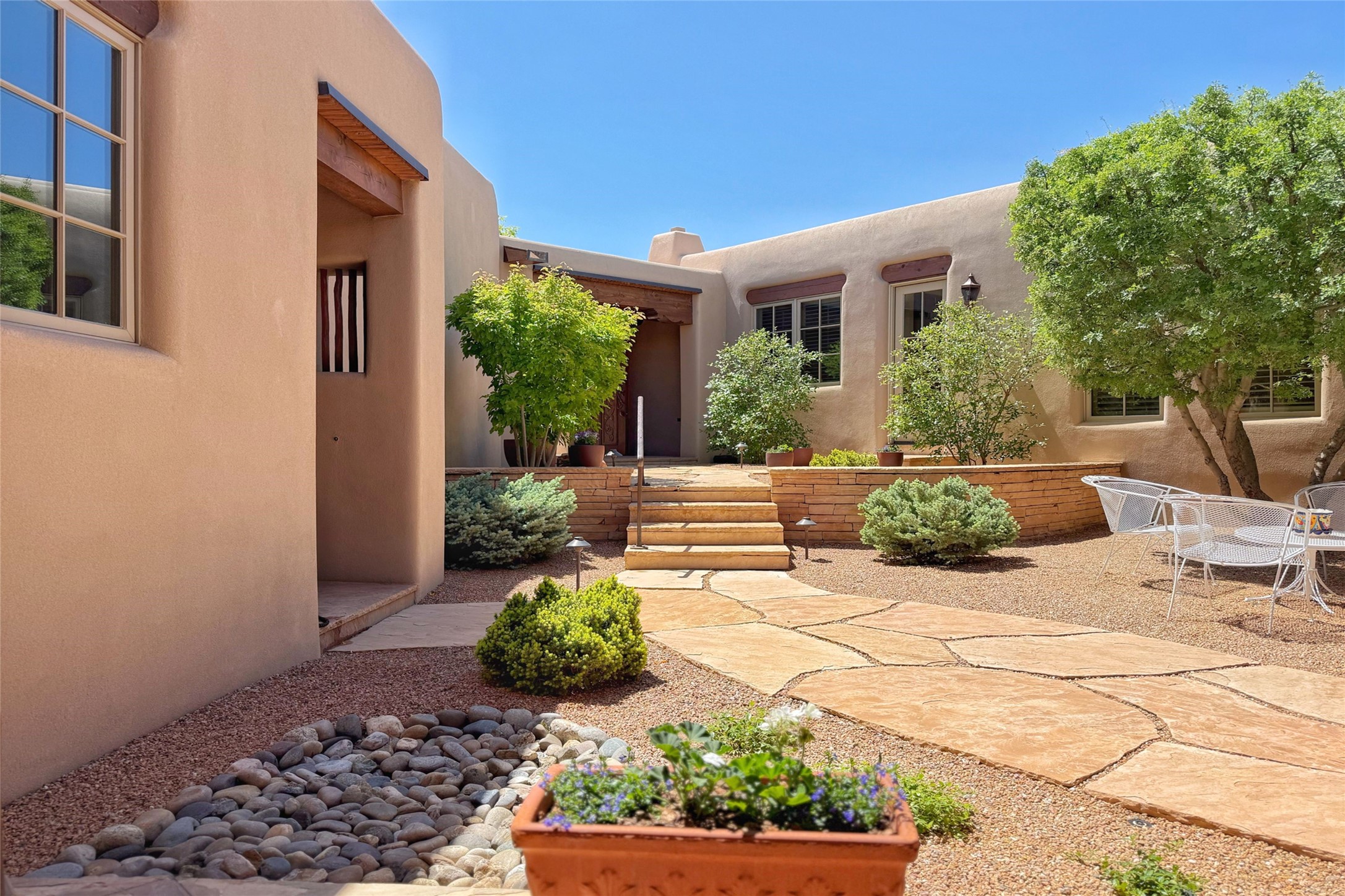 11 E Golden Eagle Road