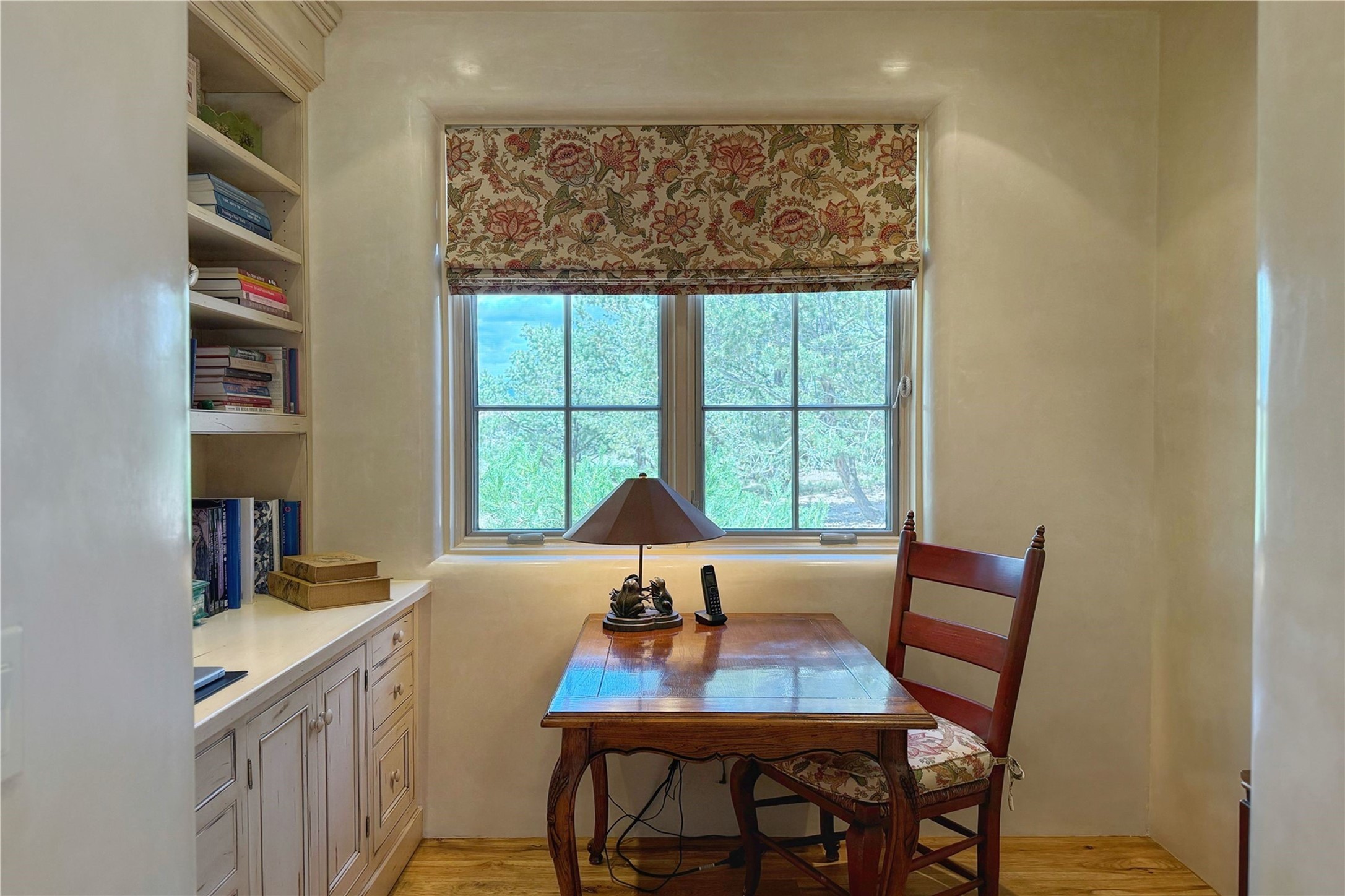 11 E Golden Eagle Road