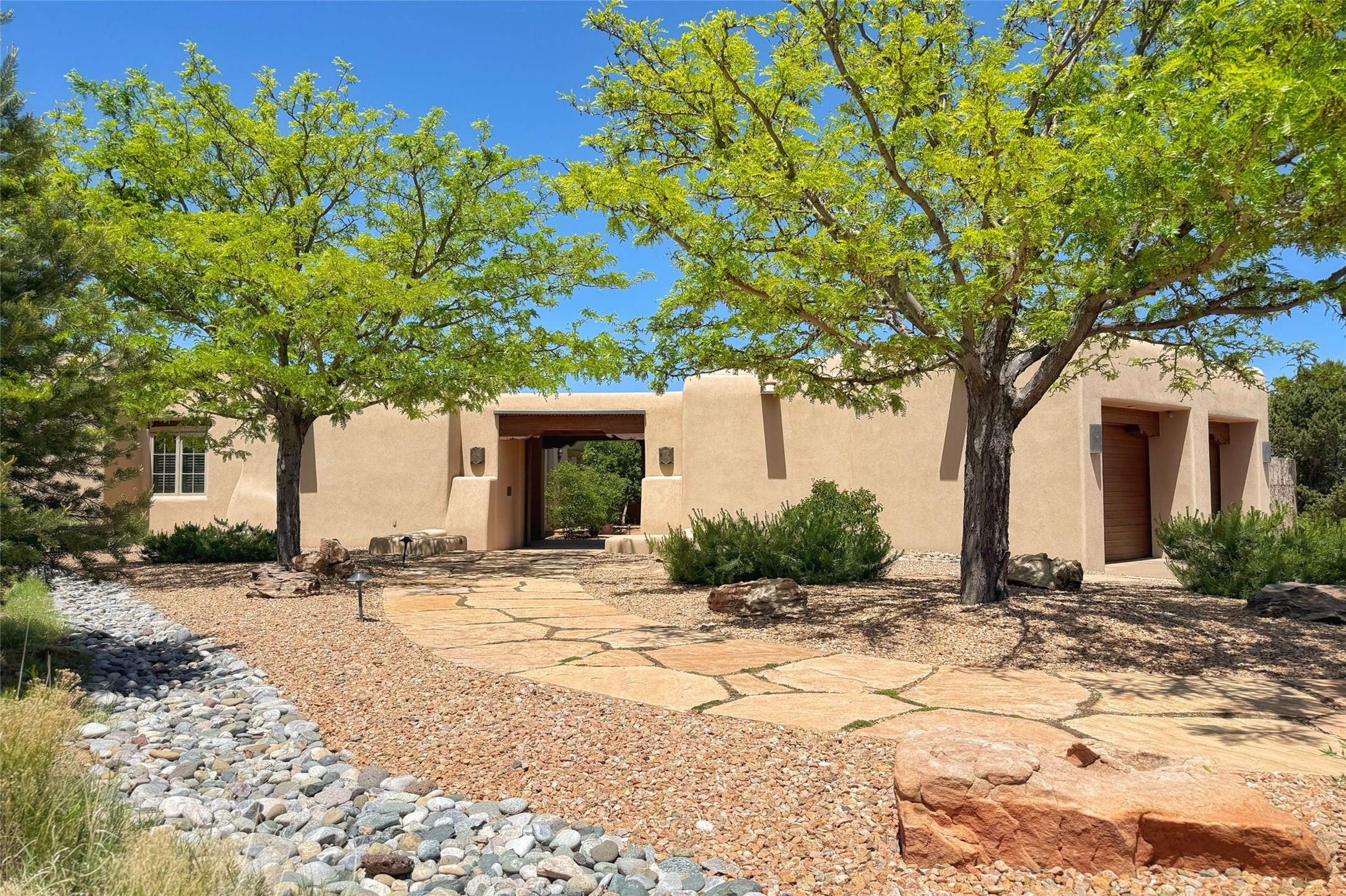 11 E Golden Eagle Road