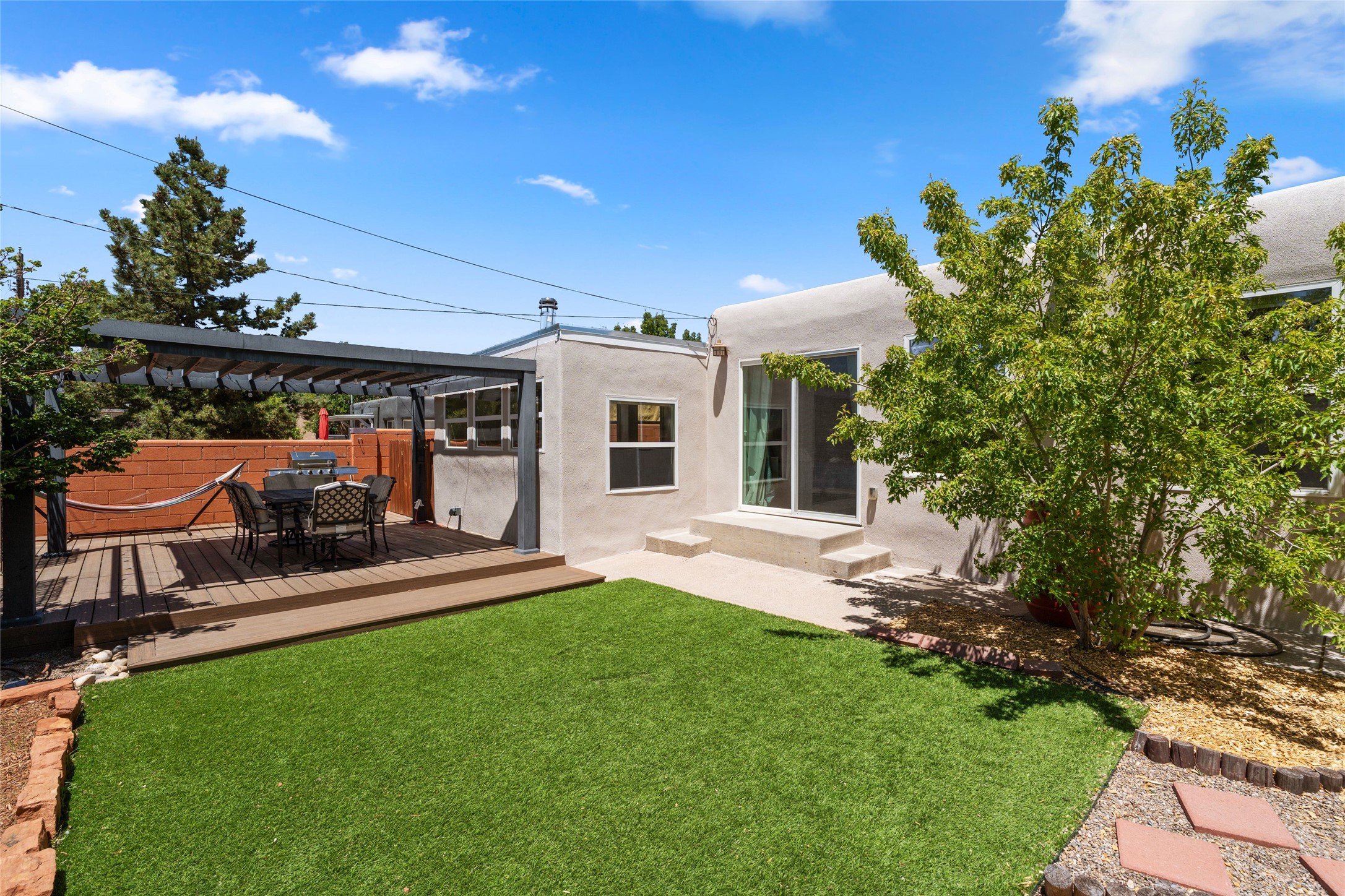 1208 Declovina Street