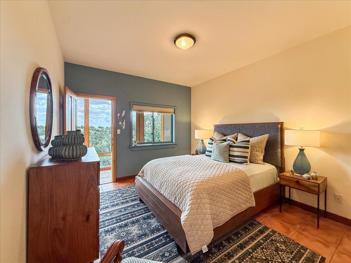 32 Hondo Ridge Road