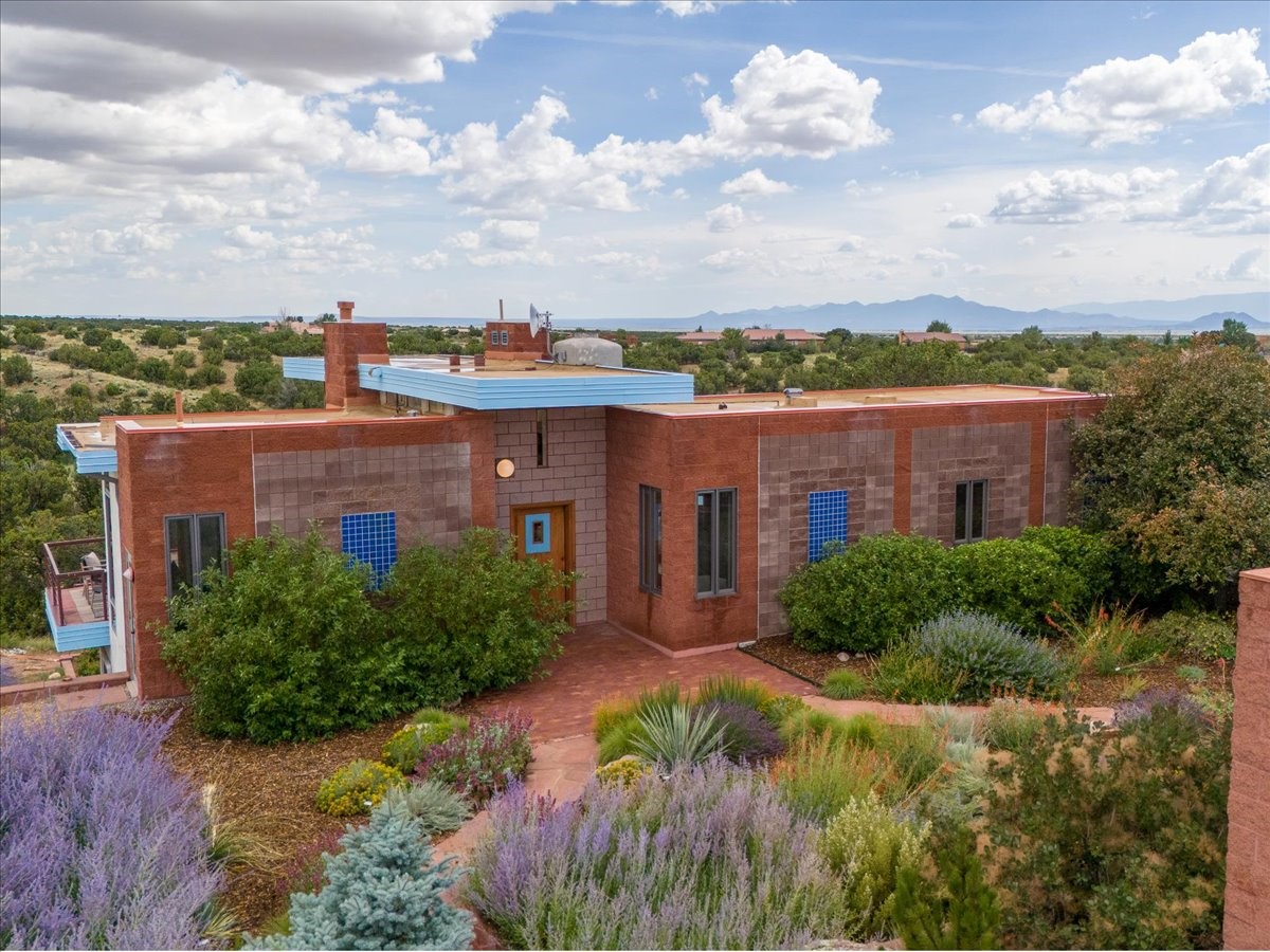 32 Hondo Ridge Road