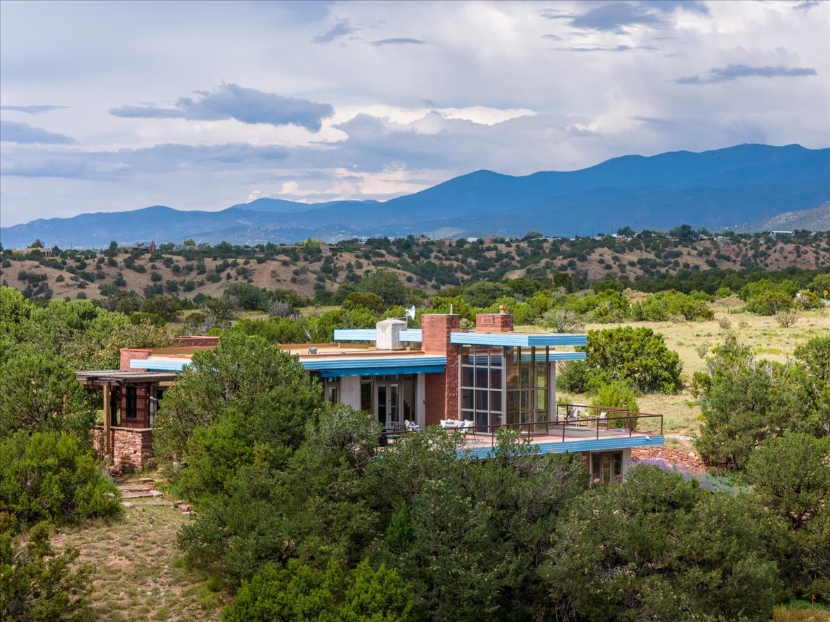 32 Hondo Ridge Road