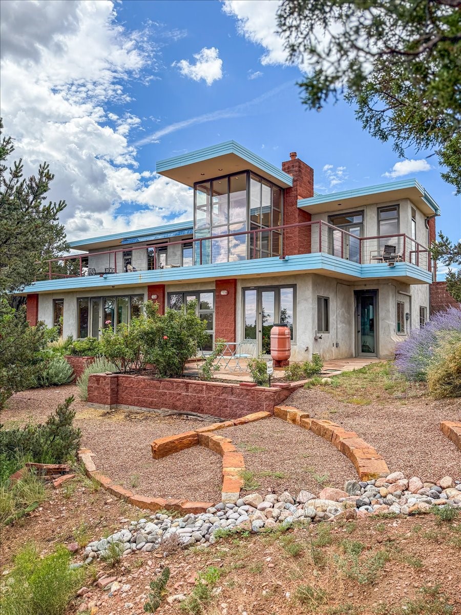 32 Hondo Ridge Road