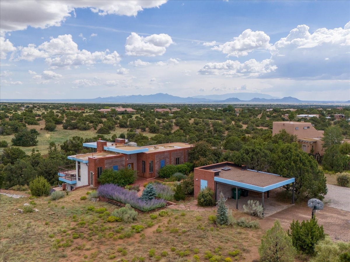 32 Hondo Ridge Road
