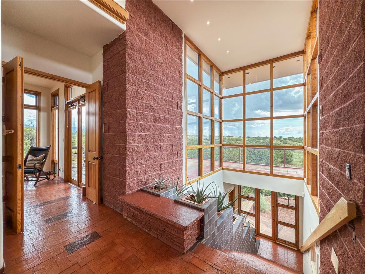 32 Hondo Ridge Road