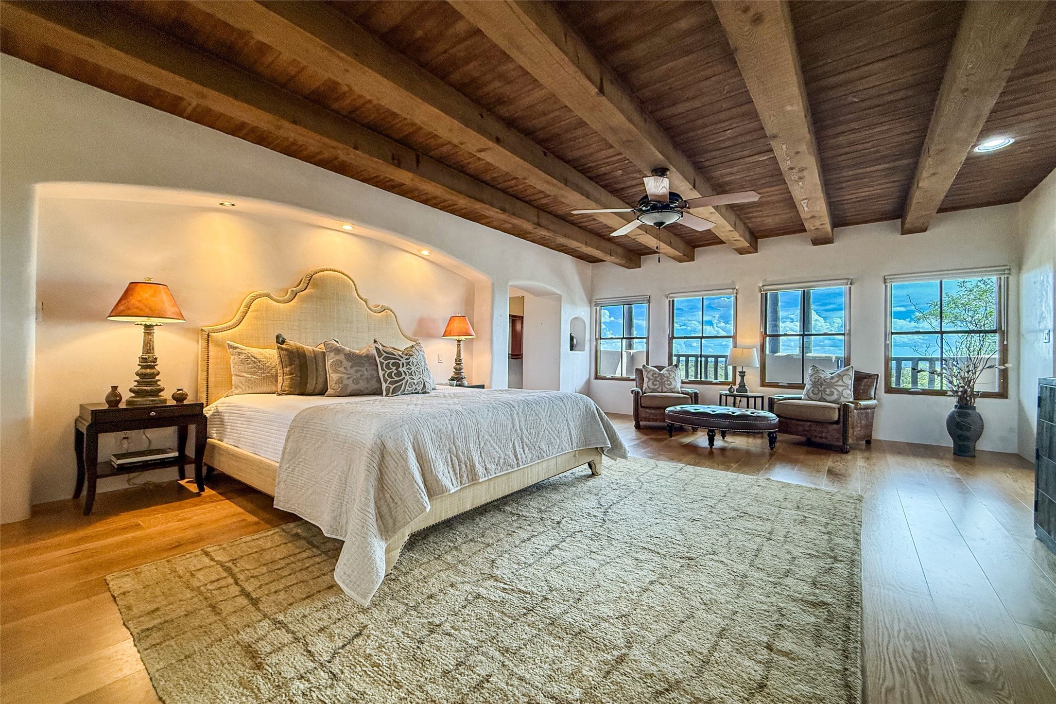 1097 Mansion Ridge Road