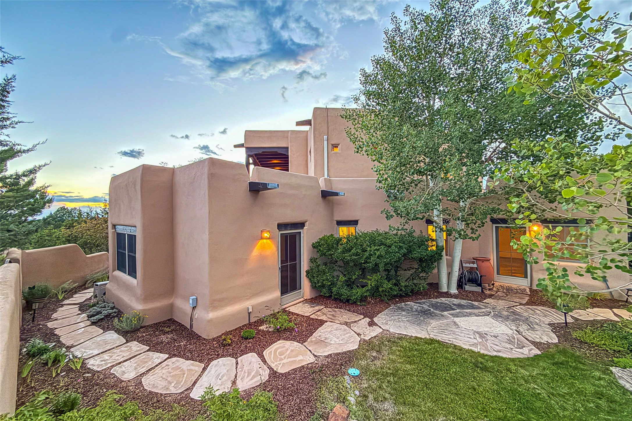 1097 Mansion Ridge Road