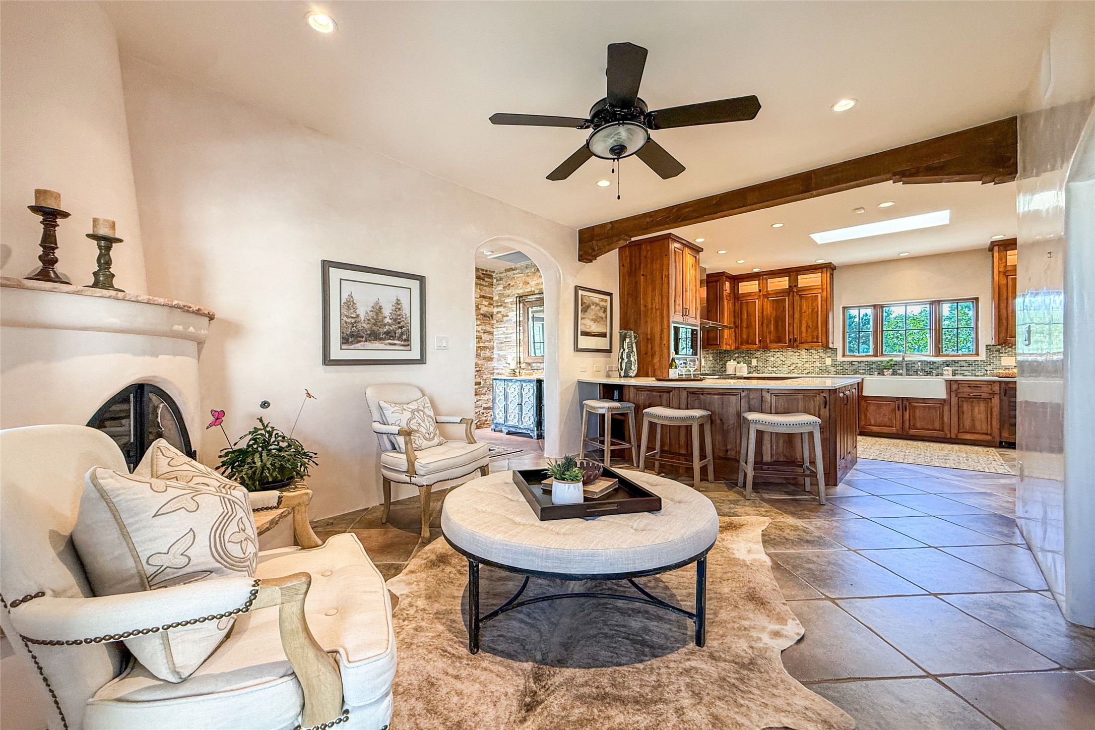 1097 Mansion Ridge Road