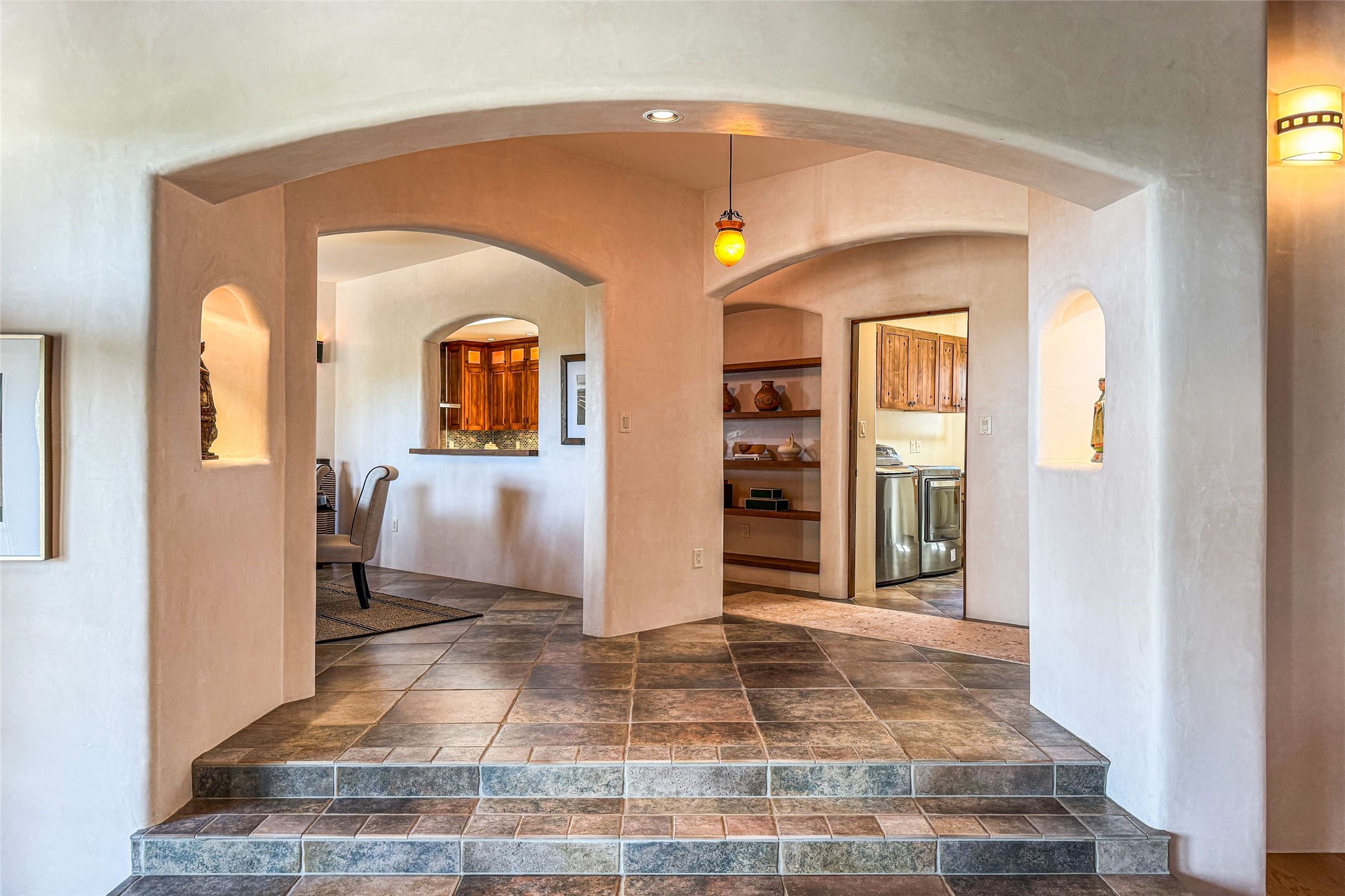 1097 Mansion Ridge Road